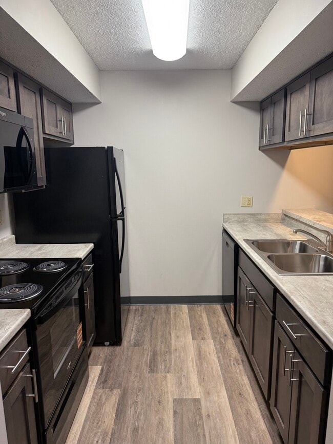 Kitchen - Gate Park Apartments