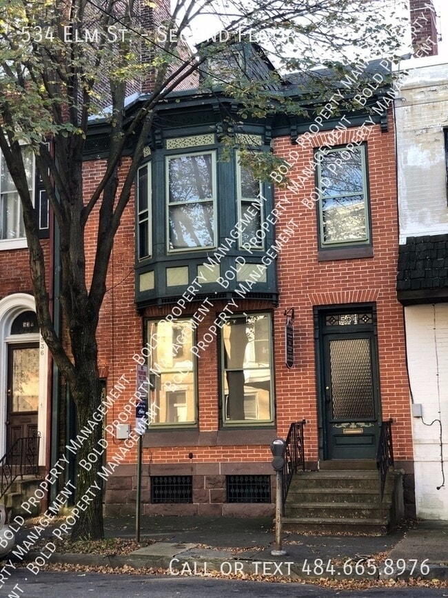 Building Photo - 534 Elm St Unit Second Floor Rental