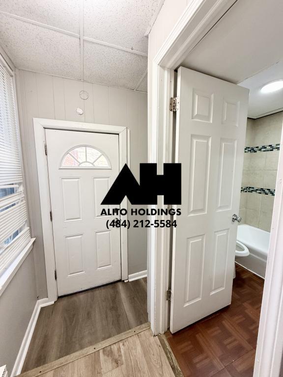 Building Photo - 110 N 13th St