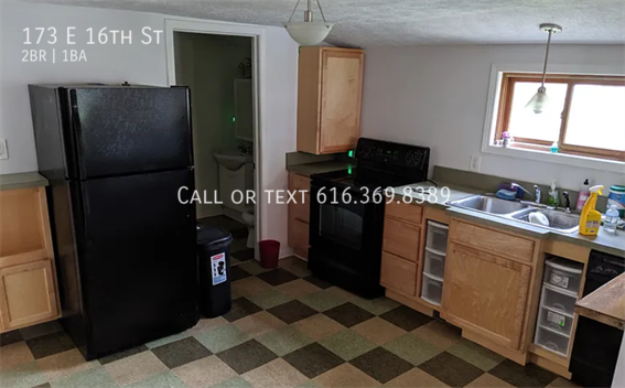 Photo - 173 E 16th St