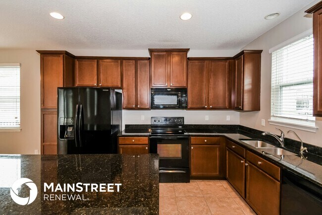 Photo - 328 Vineyard Ln