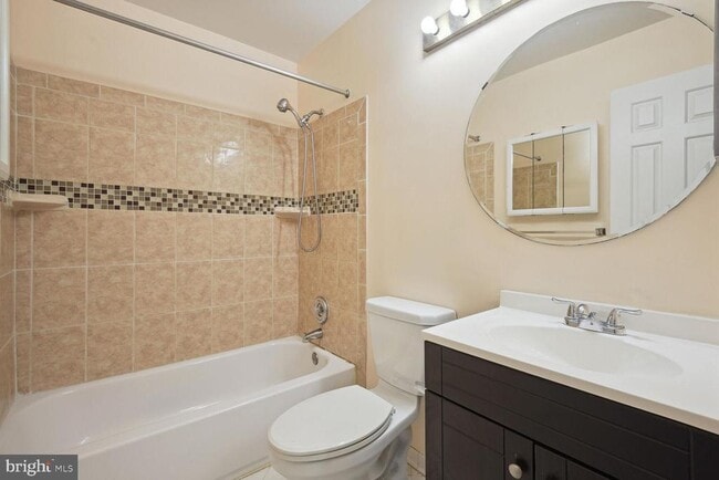 Photo - 3010 Mozart Dr