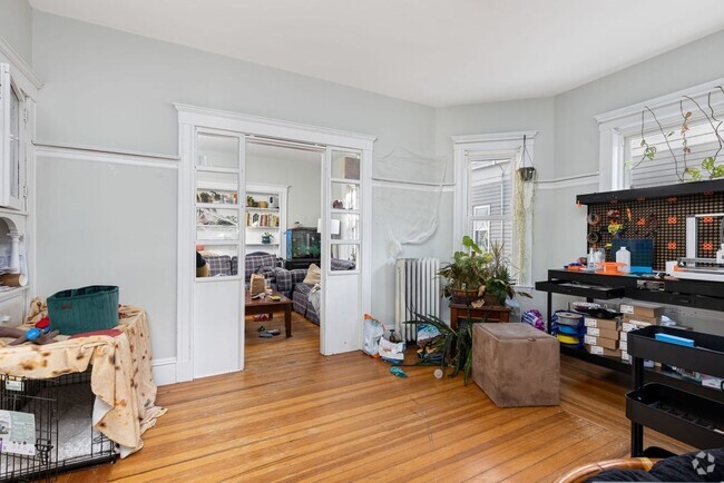 Building Photo - 34 Belknap St Unit 3 Rental