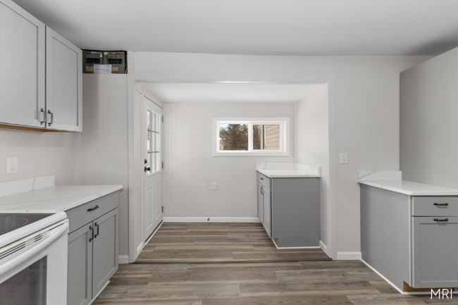 Photo - 614 S Webster St