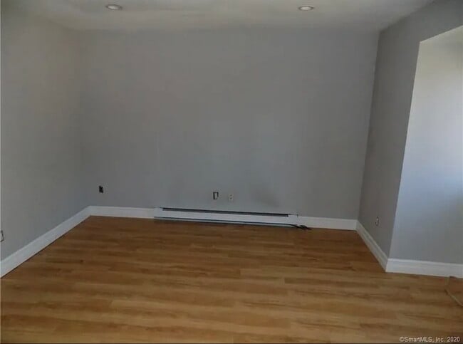 Photo - 93 Chestnut St