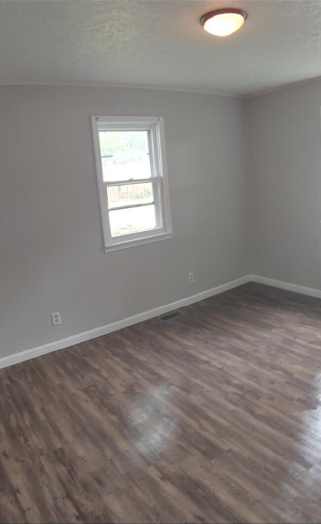 222 Moore Ave Rental For Rent in Pendleton, IN