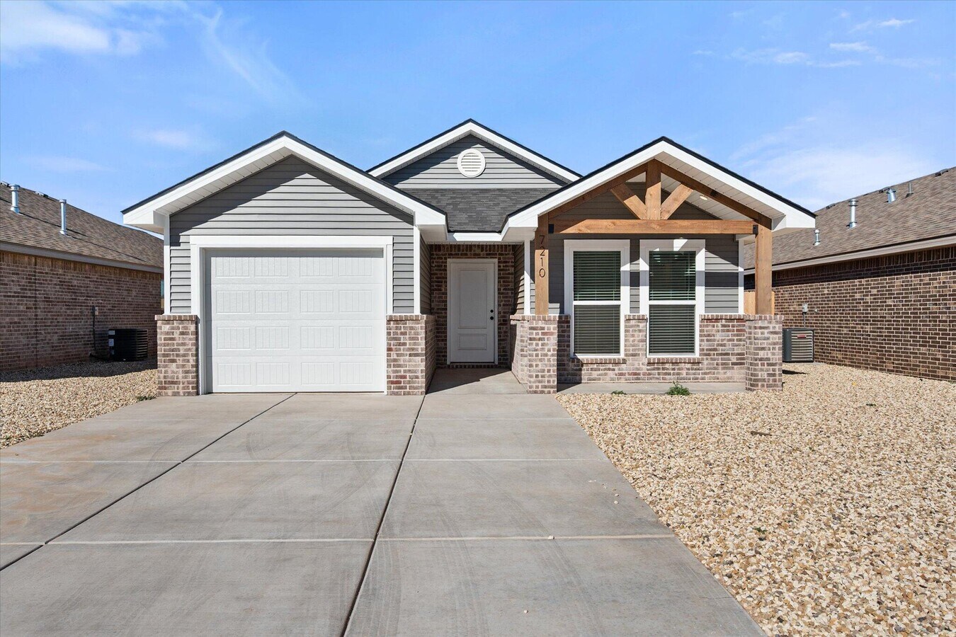 Photo - 7210 35th St