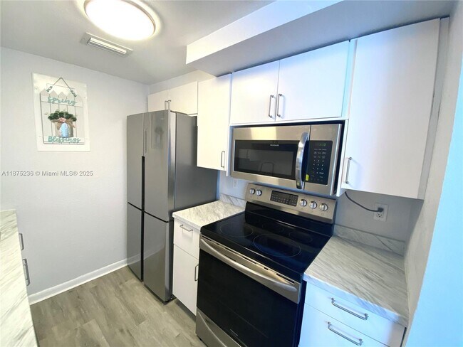 Photo - 1185 Marseille Dr Unit 307