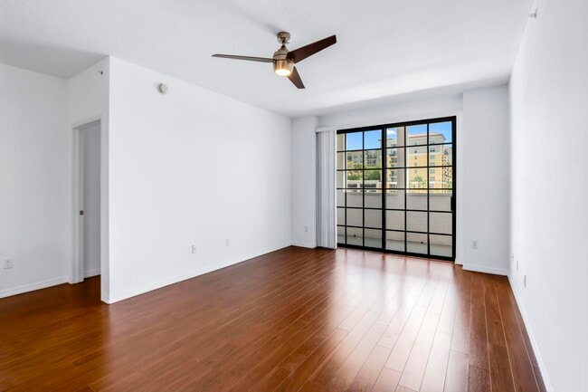 Photo - 233 S Federal Hwy Unit 413