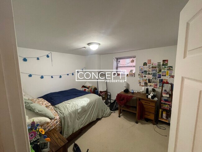 Photo - 168 Northampton St Unit 2