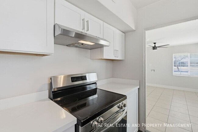 Photo - 1038 N 16th St