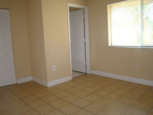 3850 NW 115th Ave Unit 3850 - Bronx