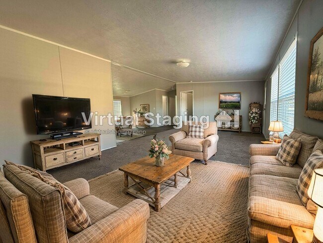 Photo - 120 Parma Ct