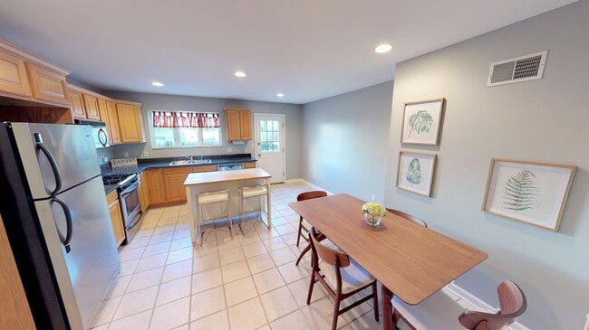 Photo - 1137 N Orianna St