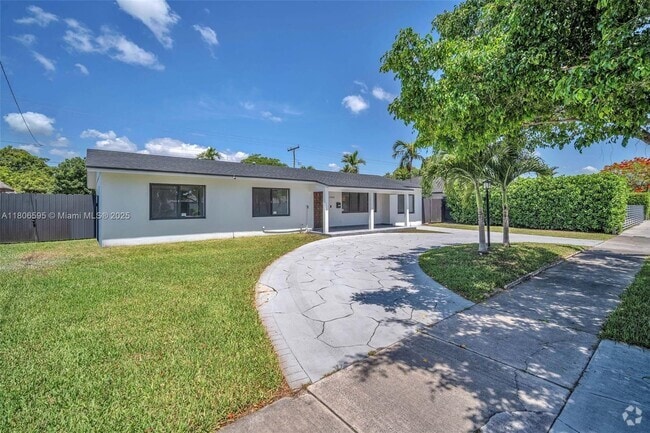 Building Photo - 3980 SW 121st Ave Rental