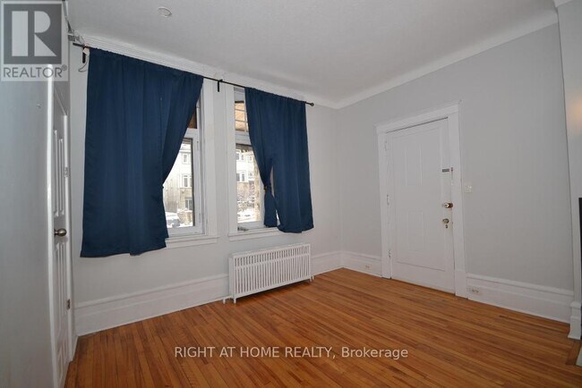 Photo - 17 Marlborough Ave