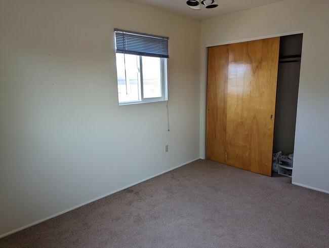 Photo - Spacious Clarkston 3 bed/2 Bath Pet-friendly House with Large Fenced Backyard
