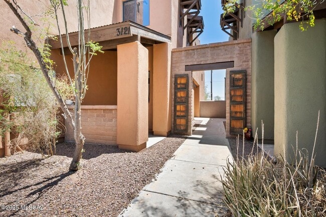 Photo - 3121 N Olsen Ave