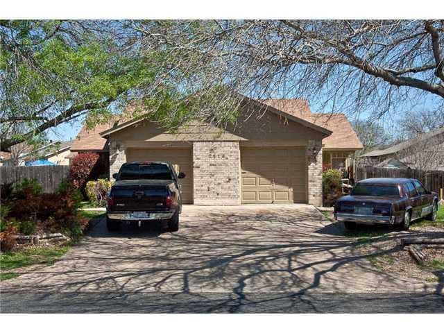 Building Photo - 2114 Cedar Bend Dr