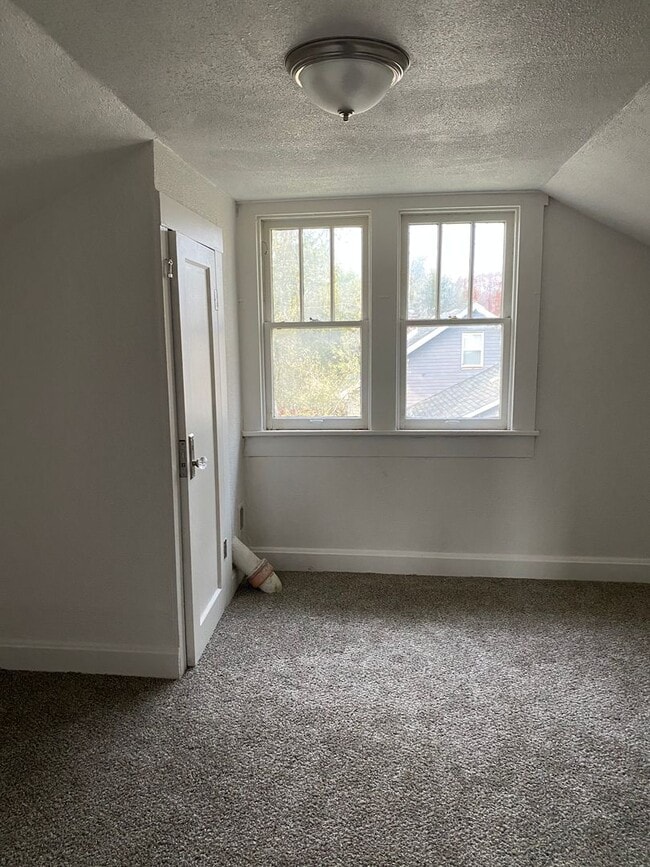 Photo - LIMITED TIME**NO APPLICATION FEE**1/2 OFF ...