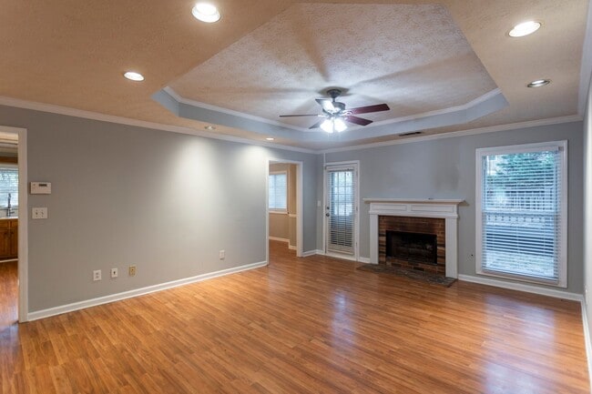 1135 Burning Bush Dr