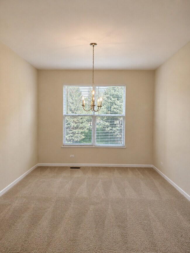 Photo - 1230 Bellows Way