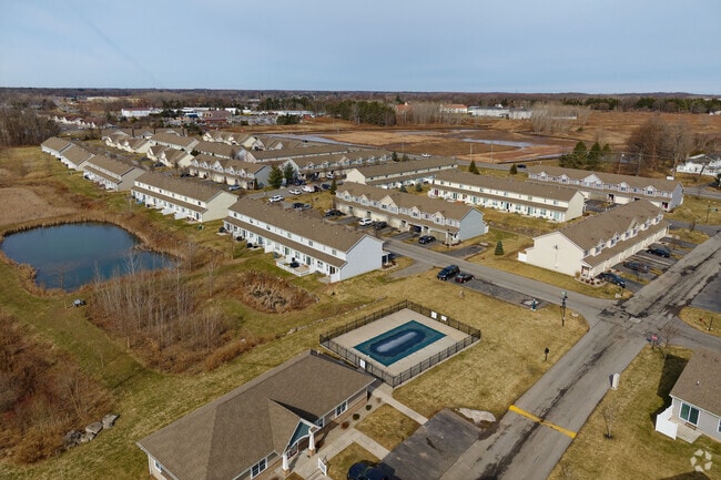 Aerial - Ivy Bridge Townhomes