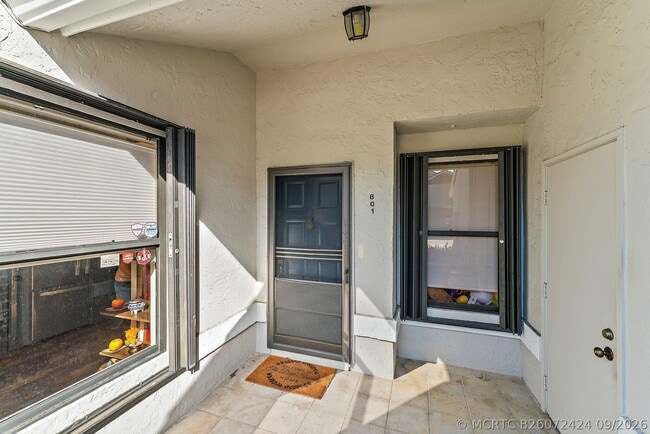 Photo - 801 Kintyre Ct