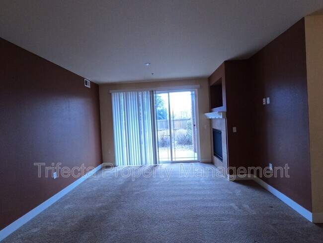 Photo - 2445 Windrow Dr