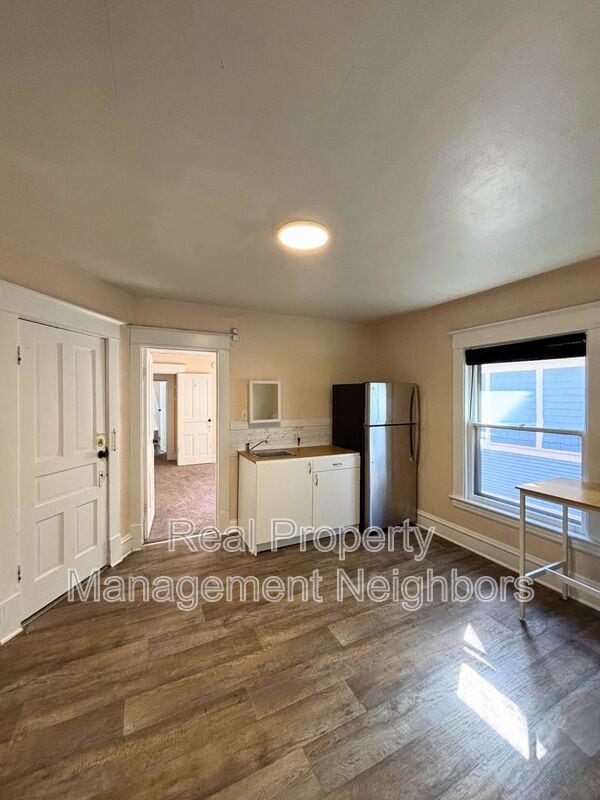 Building Photo - 216 Lafayette Ave NE Unit D