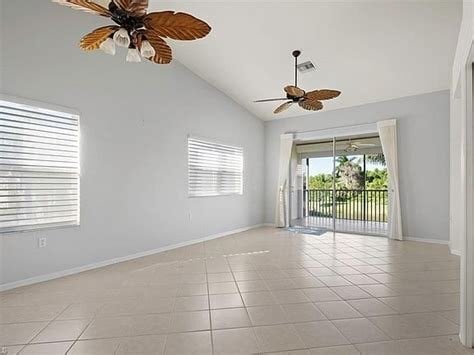 Photo - 314 Newport Dr