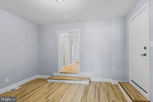 Photo - 3950 Lancaster Ave Unidad 1