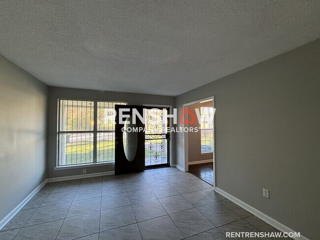 Photo - 2998 Elbert Cove