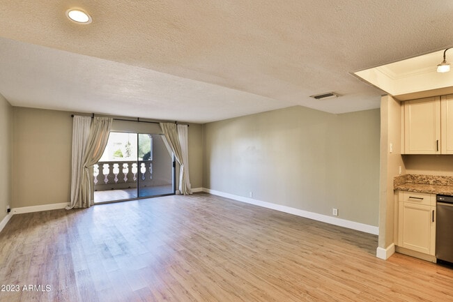 Photo - 7920 E Camelback Rd Unit 102