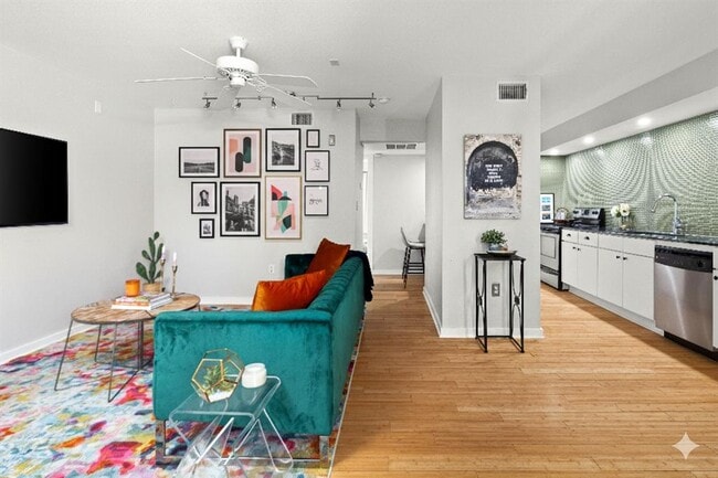 Photo - 2200 Dickson Dr Unit 108