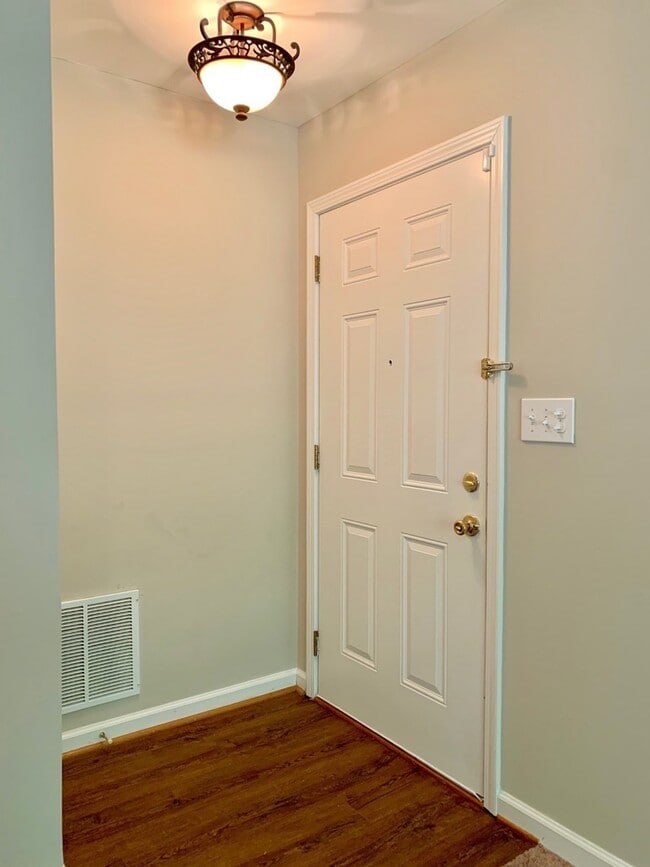 Photo - Rare 3 Bed/2 Bath Duplex With Attached Garage in Lovely College Park!