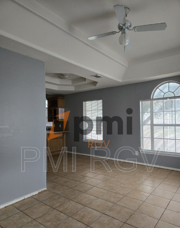 Photo - 423 La Mancha Dr Unidad 4