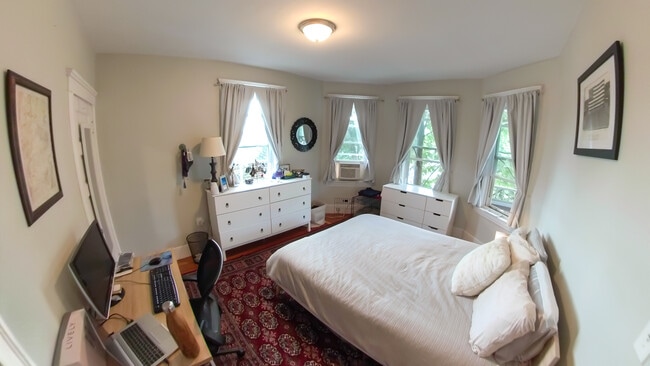 Building Photo - 6 Hinckley St Unit 3