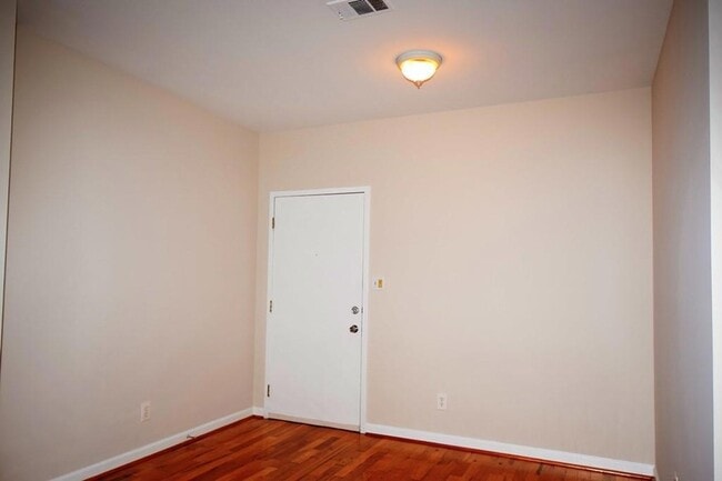 Photo - 1421 W Peachtree St NE