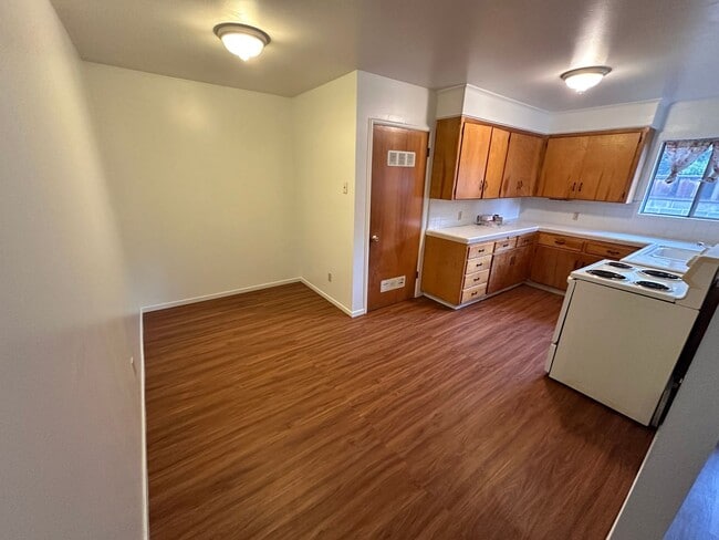 Photo - 304 S I St Unit C