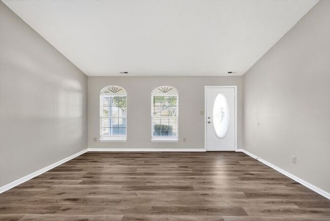 Photo - 6708 Wimbledon Dr