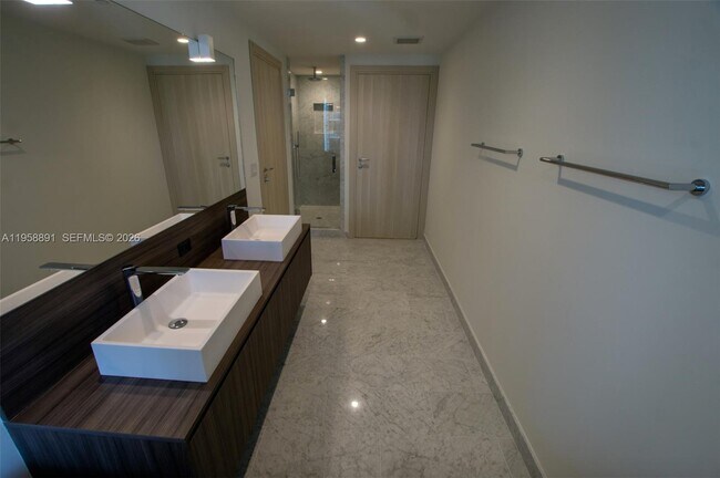Photo - 1000 Brickell Plaza Unit 2809