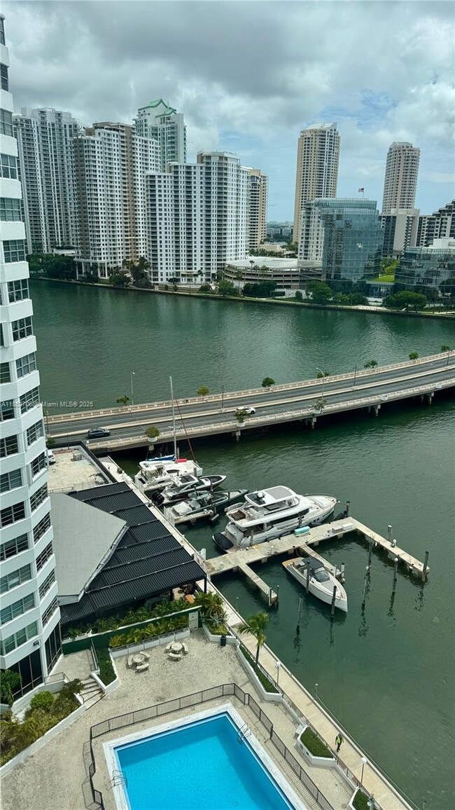 Photo - 905 Brickell Bay Dr Unit 1631