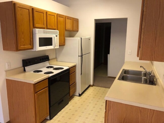 Photo - 4809-4811 Geyser Blvd Unidad 4811 Geyser Blvd