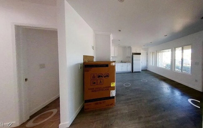 Photo - 570 N Cambridge St