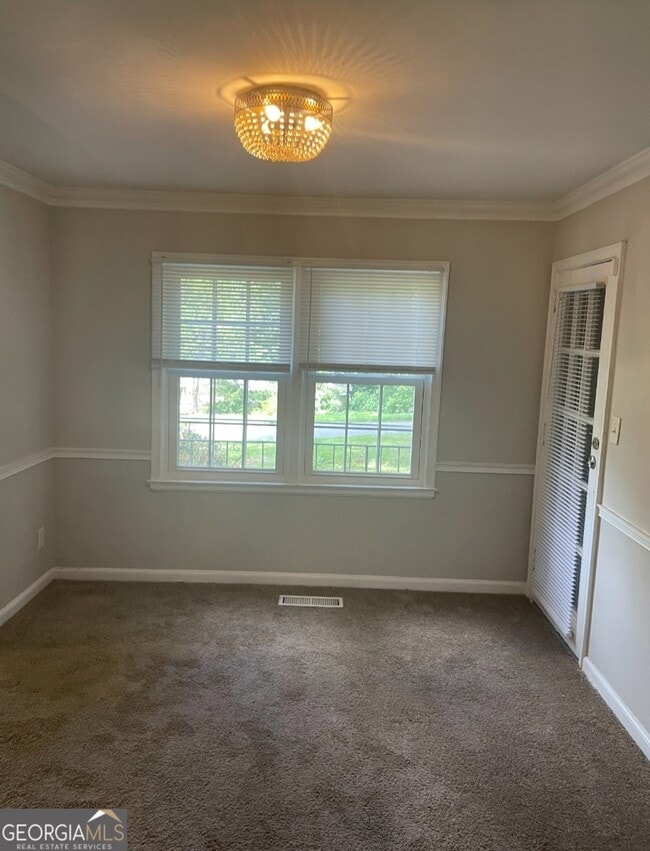 Photo - 1589 Pinehurst Dr SW
