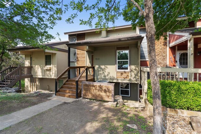 Photo - 103 Comanche Dr