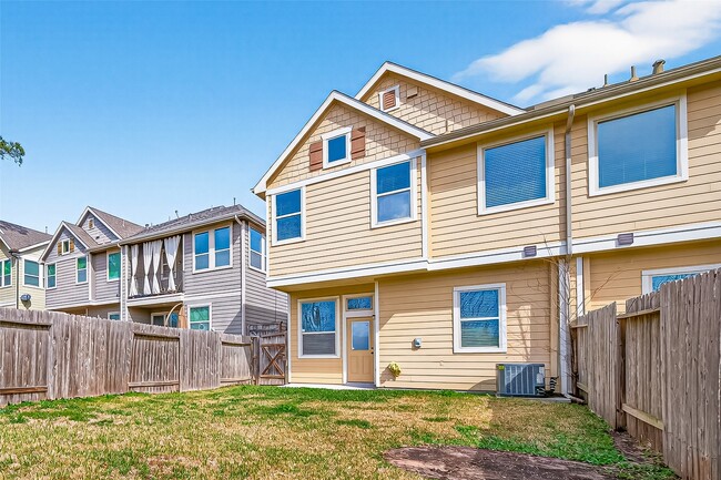 Photo - 134 Mimosa Silk Ct