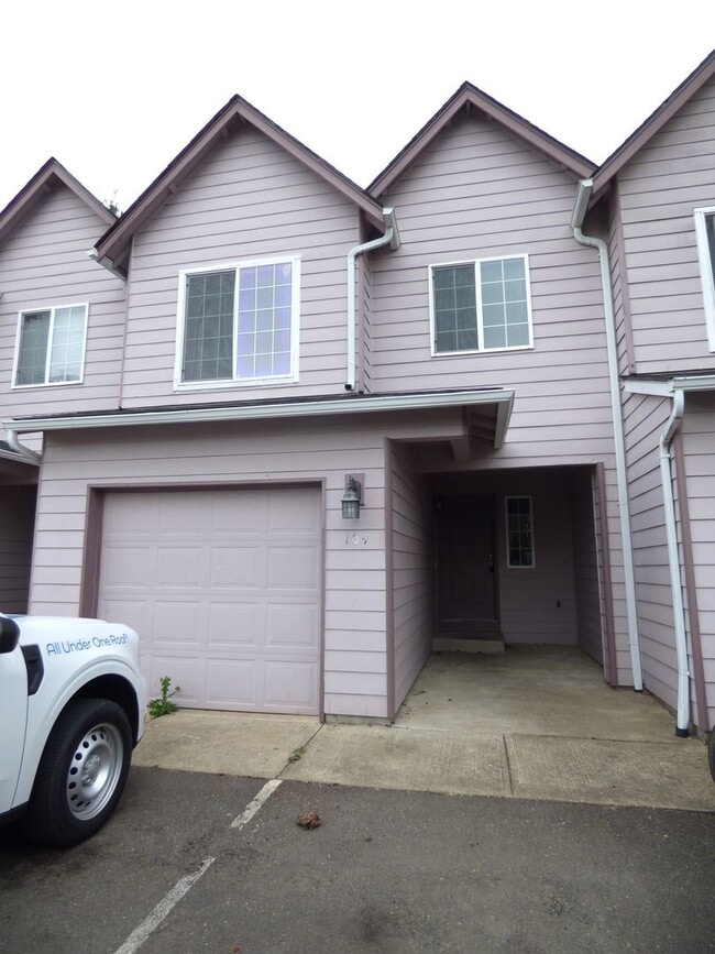 102/104/106 Rice LN