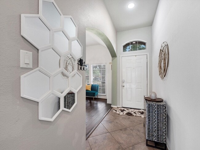 Photo - 2042 Shore Breeze Dr